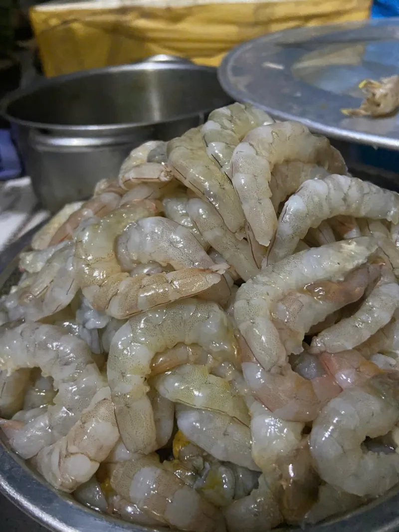 Nõn tôm sắt